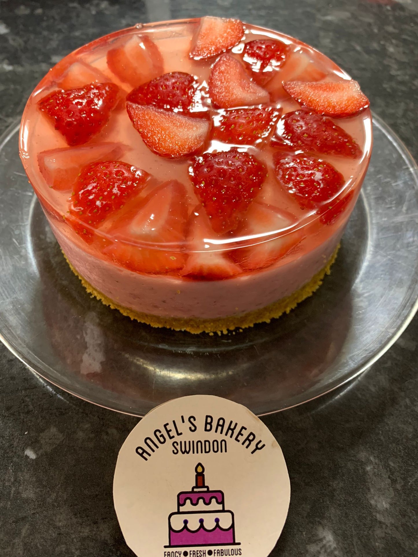 4" Fresh Strawberry Cheese Cake topped with Jelly